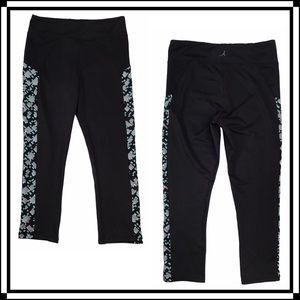 GSX - Grand Slam Capri Leggings - Medium